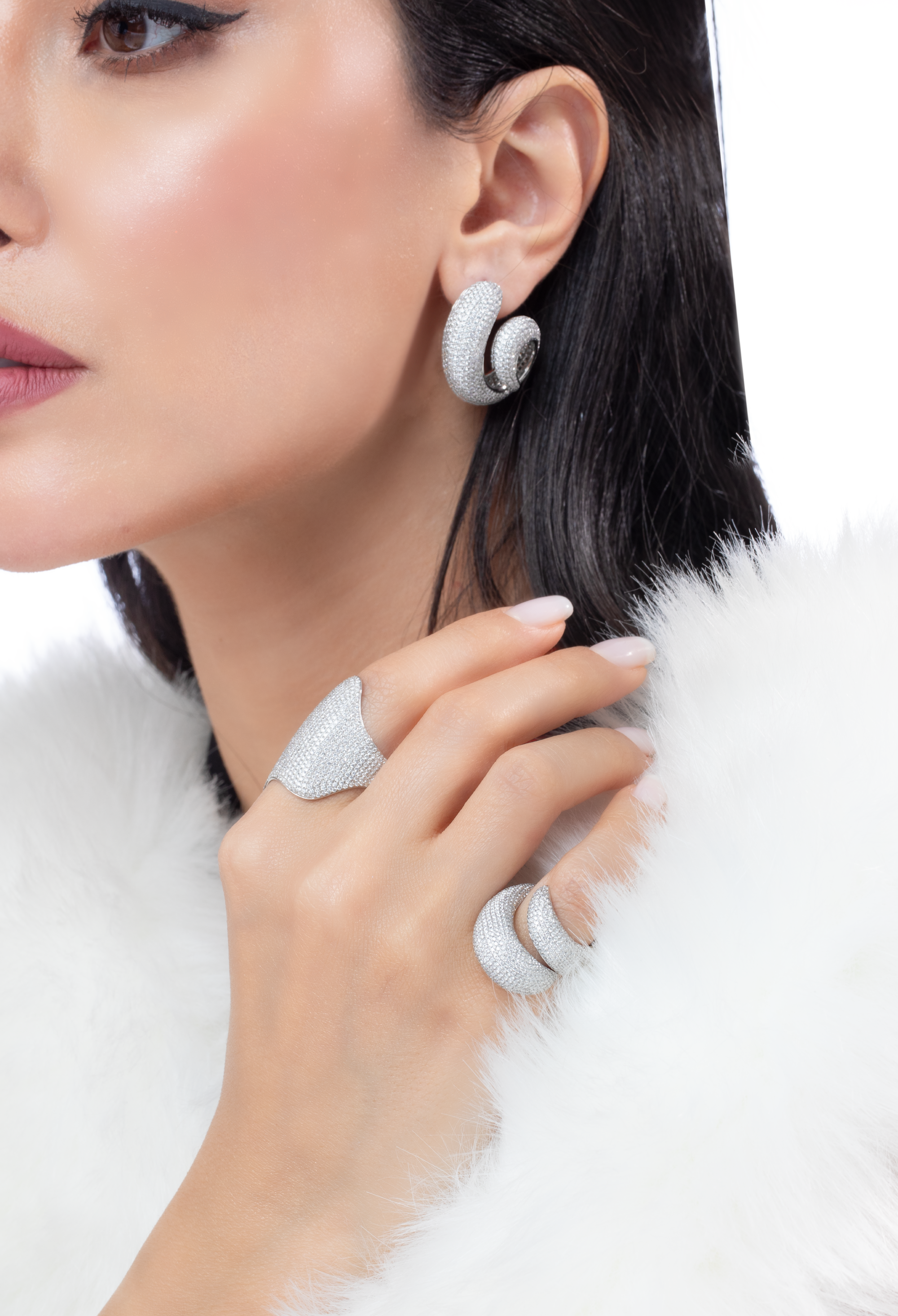 Skin - 18K WG / Dia Ring