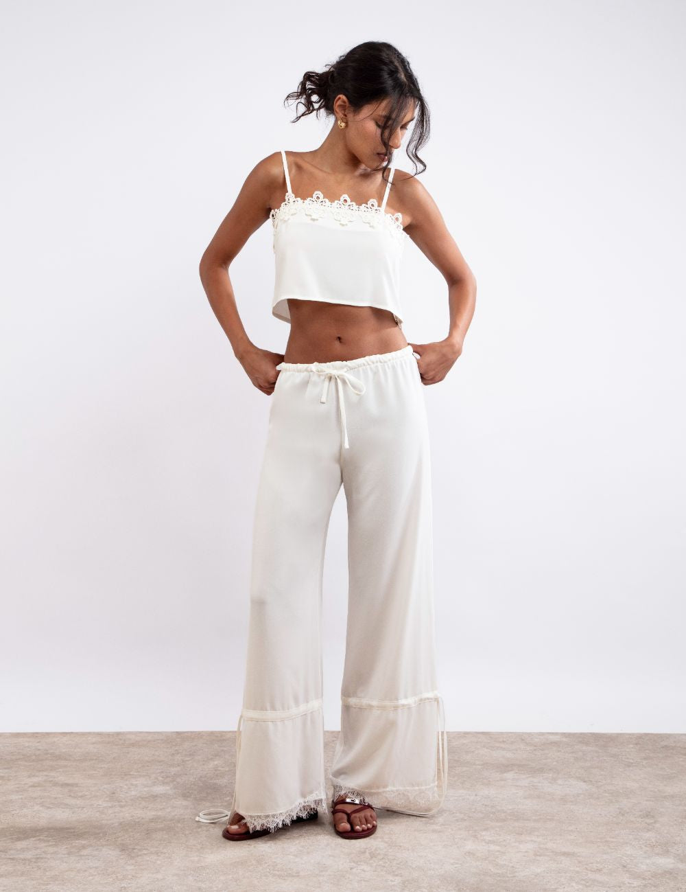 Calado Lace Pants