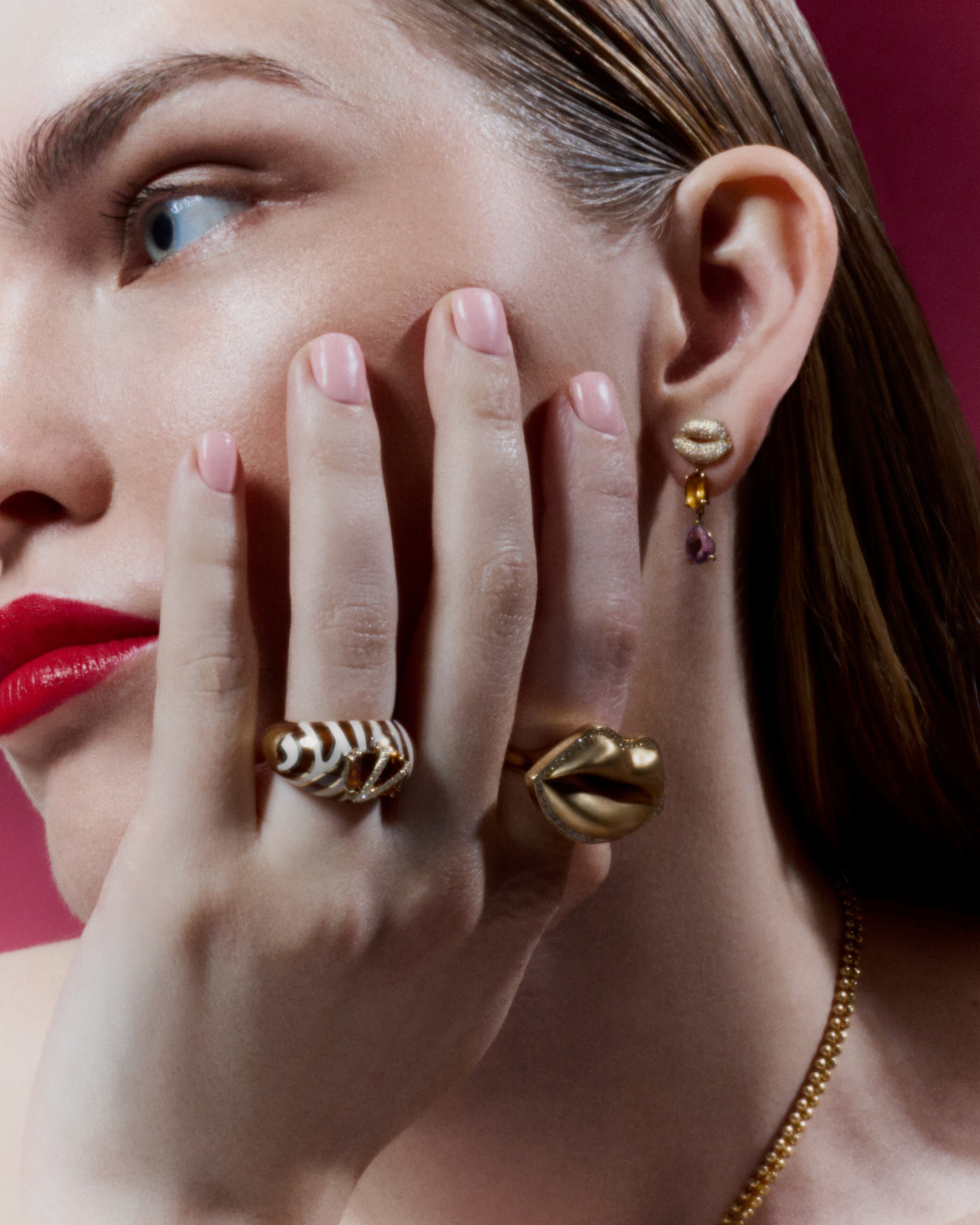The Motion Dazzle Ring
