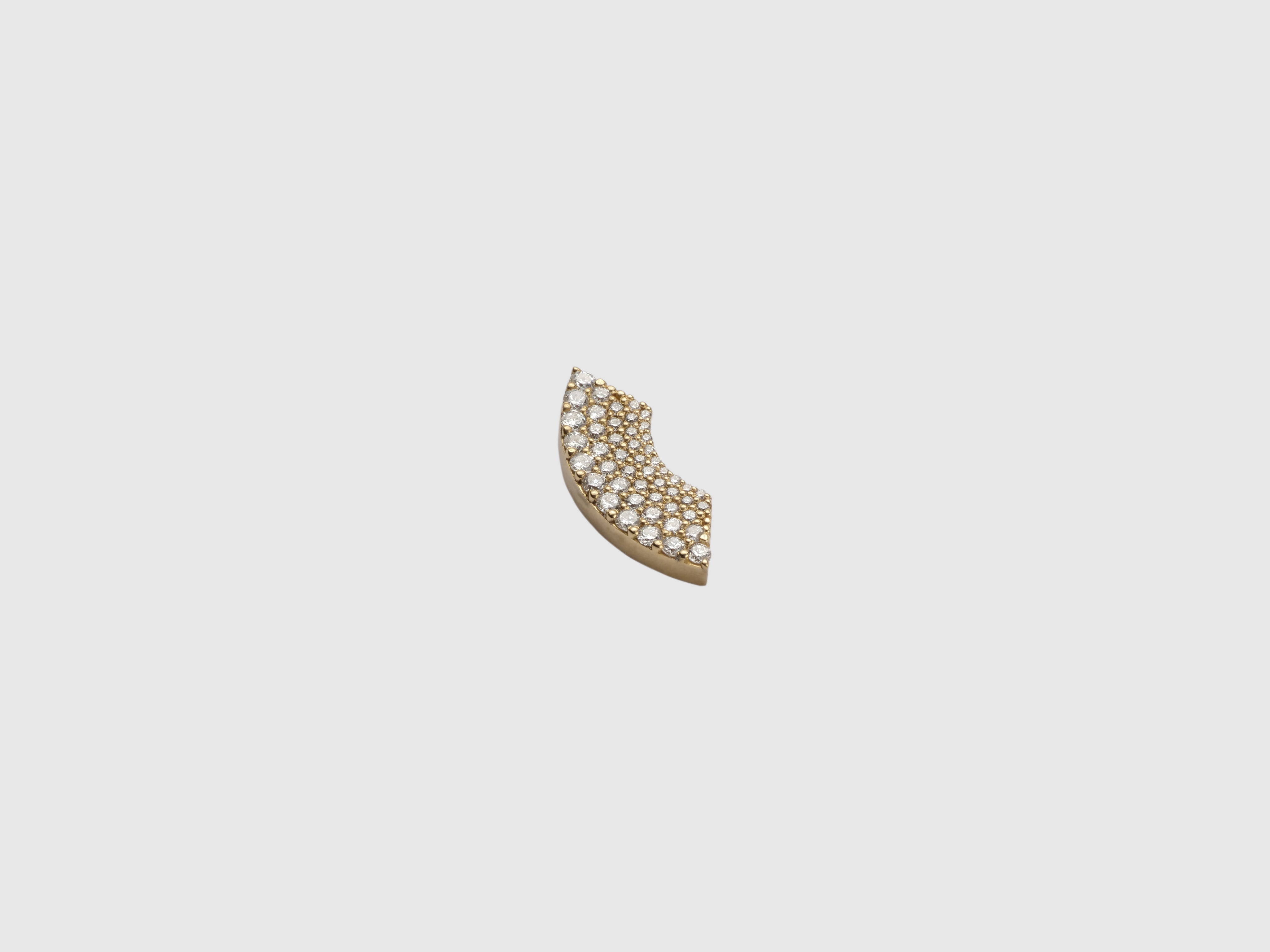 Diamondblockhelixpiercing_c0e217b5-68fd-424a-b5d5-7d0e1ffdac95.jpg