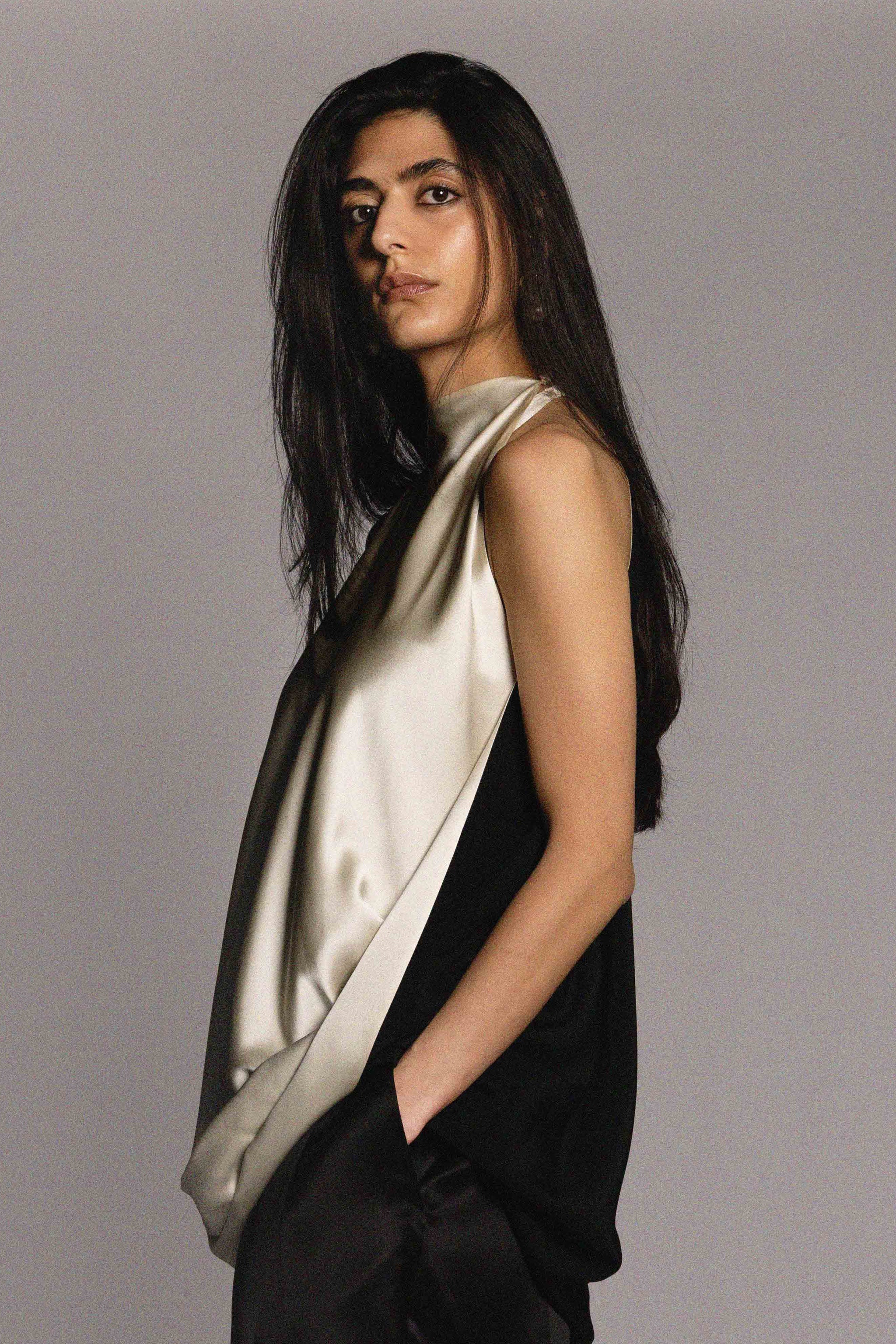 Peretti Top Black/Cream Silk
