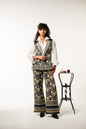 Omda Vest