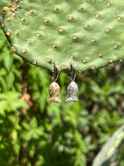 Arc Beads Fish Earrings